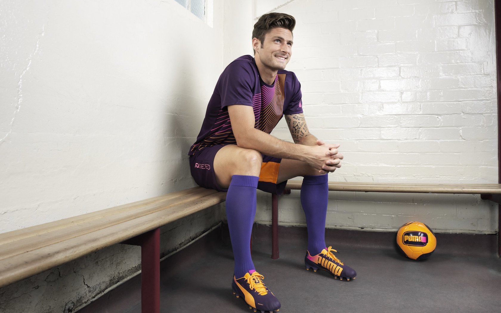 绿茵场上的奇迹，秘鲁加时绝杀曼城，美加墨世界杯焦点战引爆全球