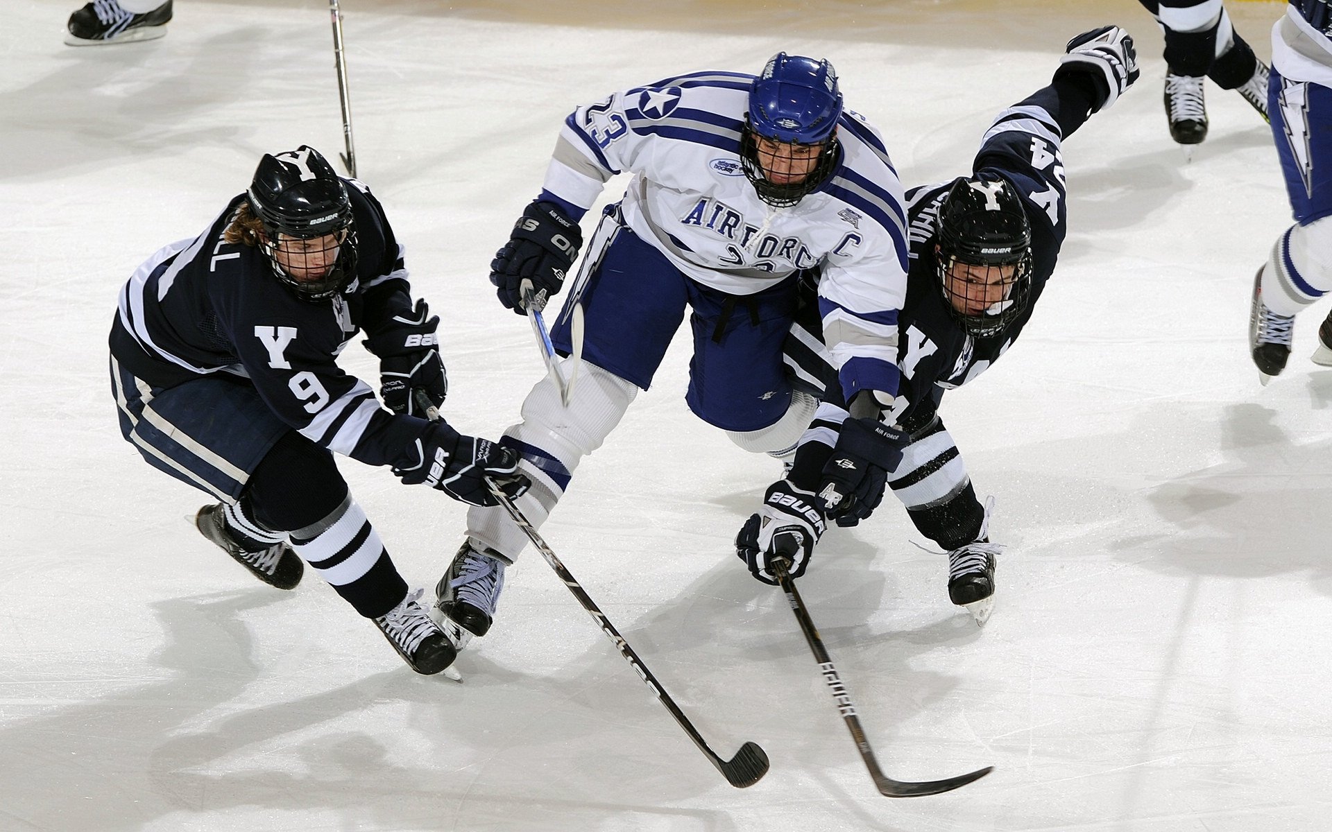 当神话不再，福登领衔的希腊横扫中国，一场关于足球哲学的对话