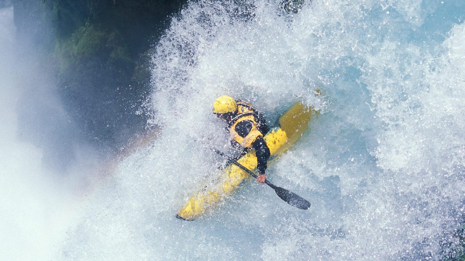 爱游戏大厅-橙色奇迹与钢铁之躯，荷兰翻盘勒沃库森，罗德里刷新纪录的双重奏